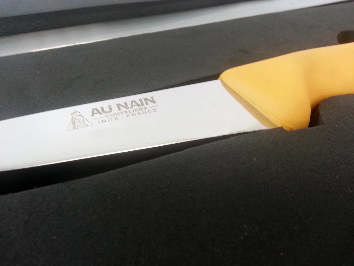 Au Nain Butcher Case With 8 Yellow-handled Tools And Accessories 2 Au Nain Butcher Case With 8 Yellow-handled Tools And Accessories - Image 2