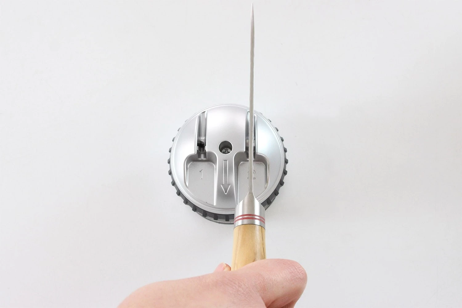 Exosharp Manual Knife Sharpener With 2 Sharpening Stages 4 Exosharp Manual Knife Sharpener With 2 Sharpening Stages - Image 4