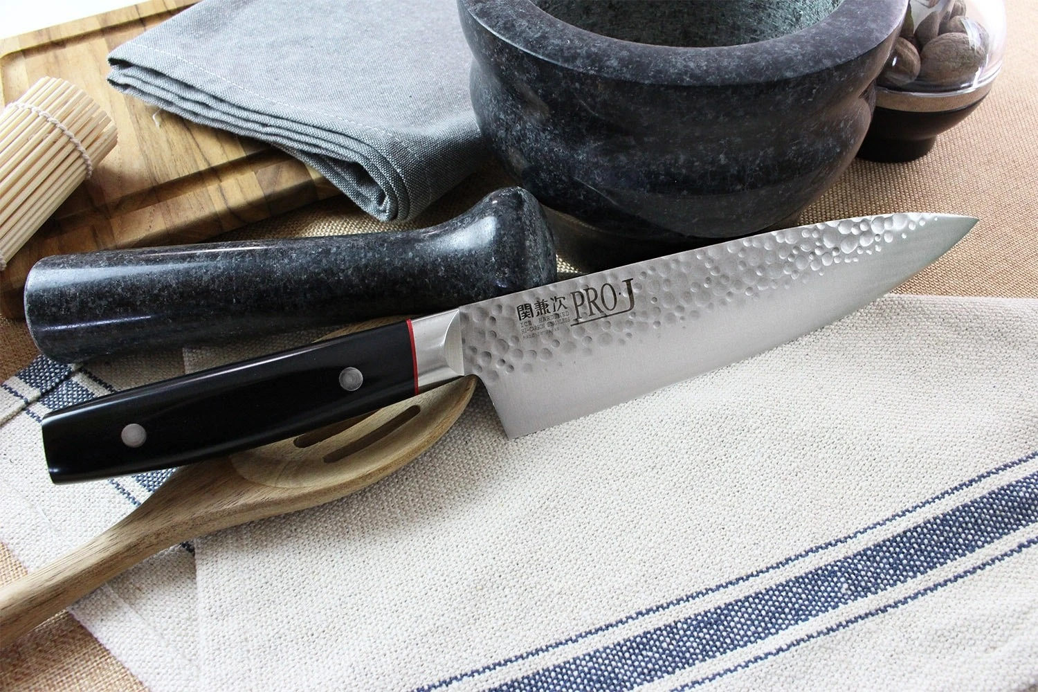 Kanetsugu Pro-J Chef Knife Hammered Blade 20cm 4 Kanetsugu Pro-J Chef Knife Hammered Blade 20cm - Image 4