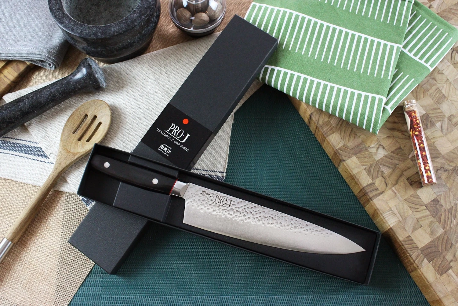 Kanetsugu Pro-J Chef Knife Hammered Blade 23cm 2 Kanetsugu Pro-J Chef Knife Hammered Blade 23cm - Image 2