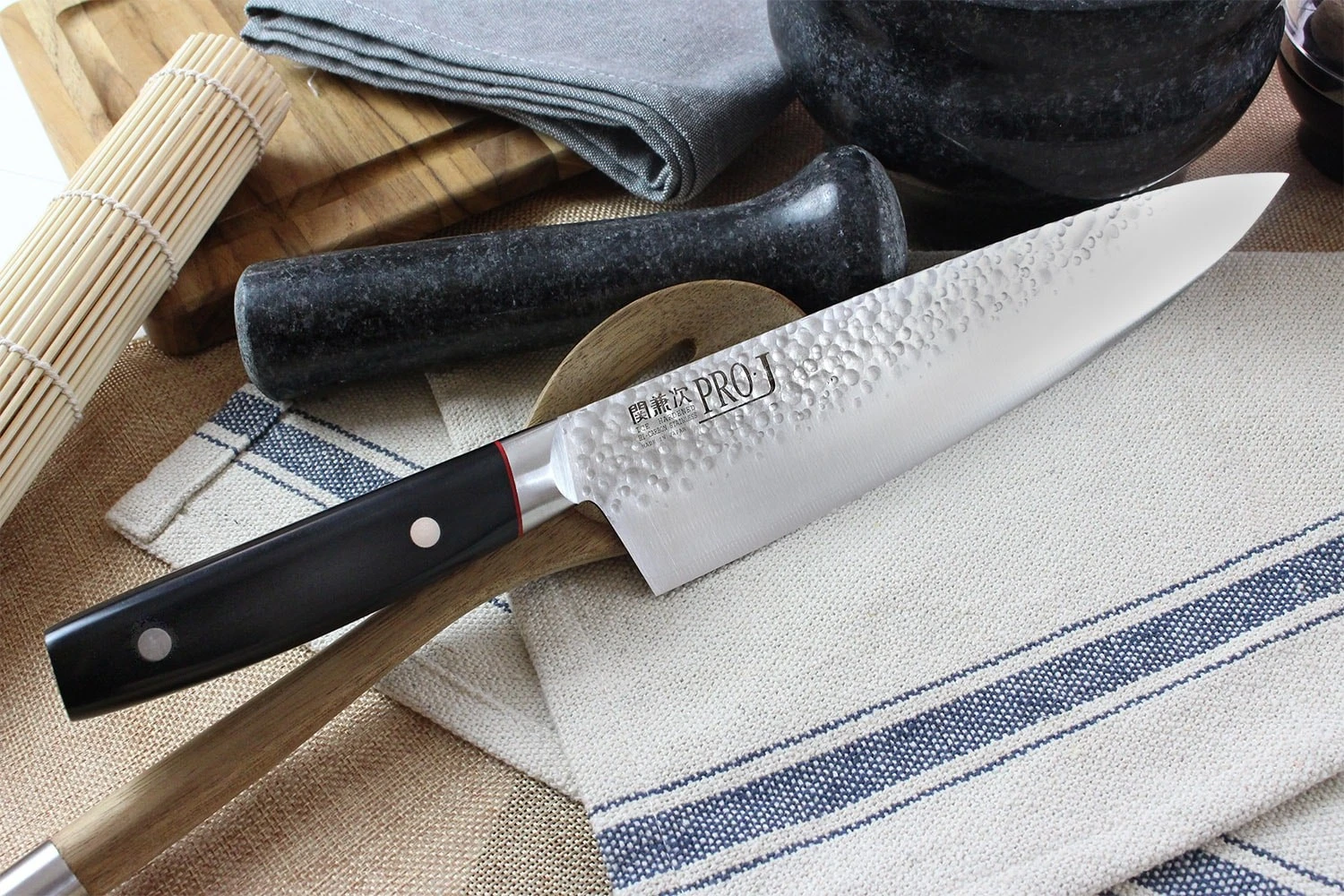 Kanetsugu Pro-J Chef Knife Hammered Blade 23cm 3 Kanetsugu Pro-J Chef Knife Hammered Blade 23cm - Image 3