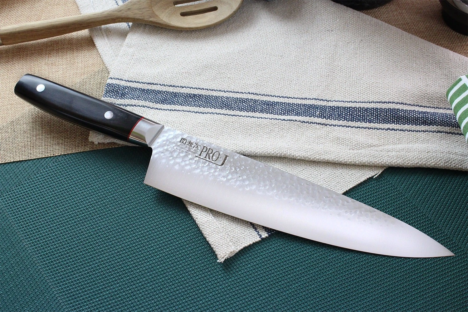 Kanetsugu Pro-J Chef Knife Hammered Blade 23cm 5 Kanetsugu Pro-J Chef Knife Hammered Blade 23cm - Image 5