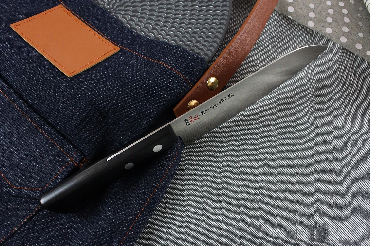 Kanetsugu Rev 21 Santoku Knife Micro-serrated Blade 13.5cm 7 Kanetsugu Rev 21 Santoku Knife Micro-serrated Blade 13.5cm - Image 7